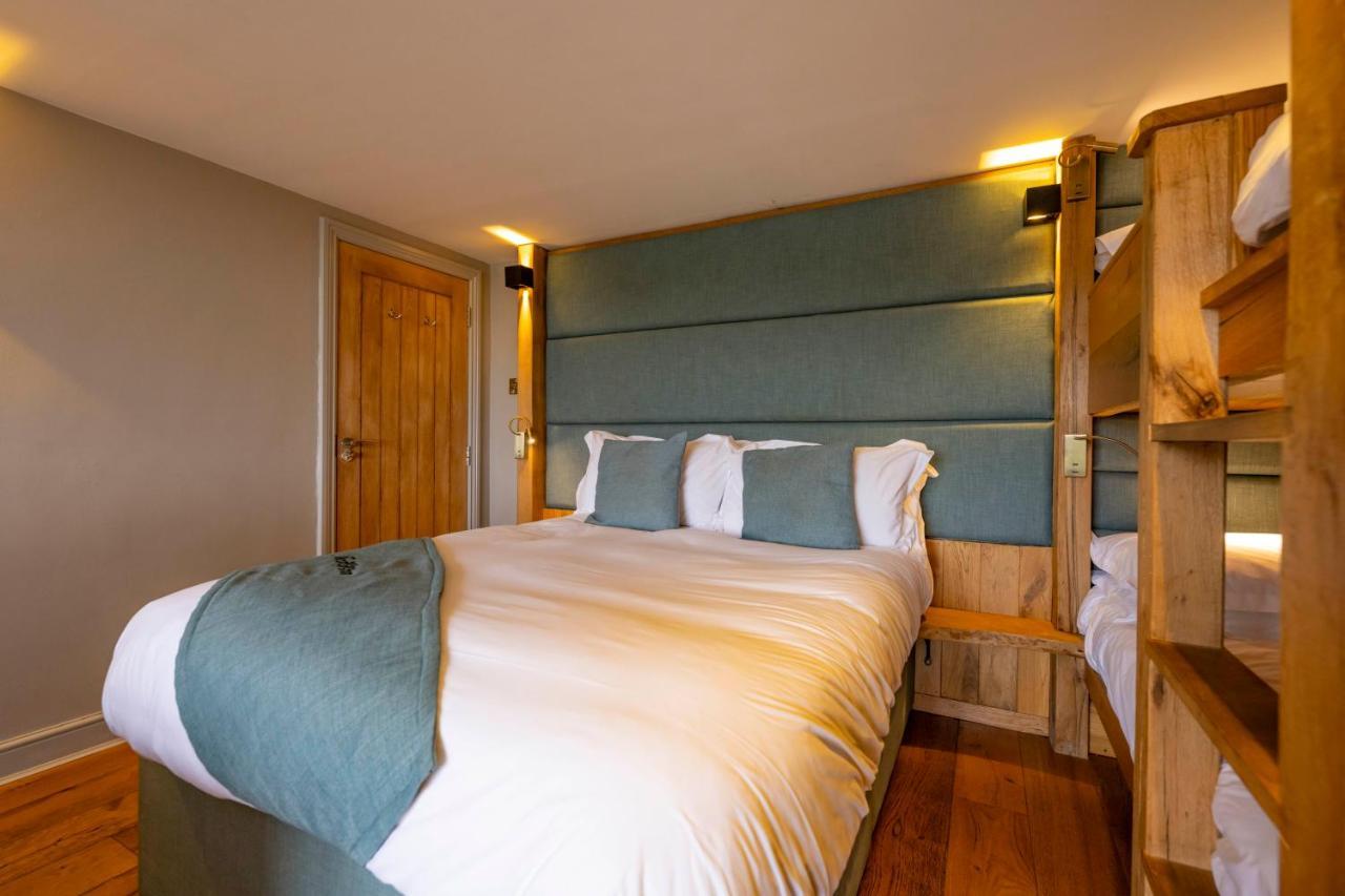The Tan Hill Inn Keld Bagian luar foto