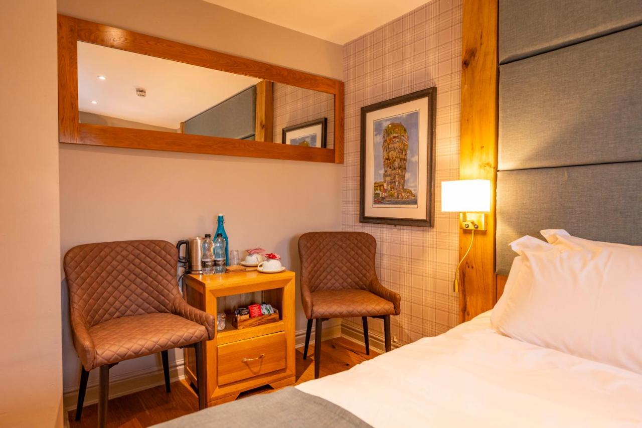 The Tan Hill Inn Keld Bagian luar foto
