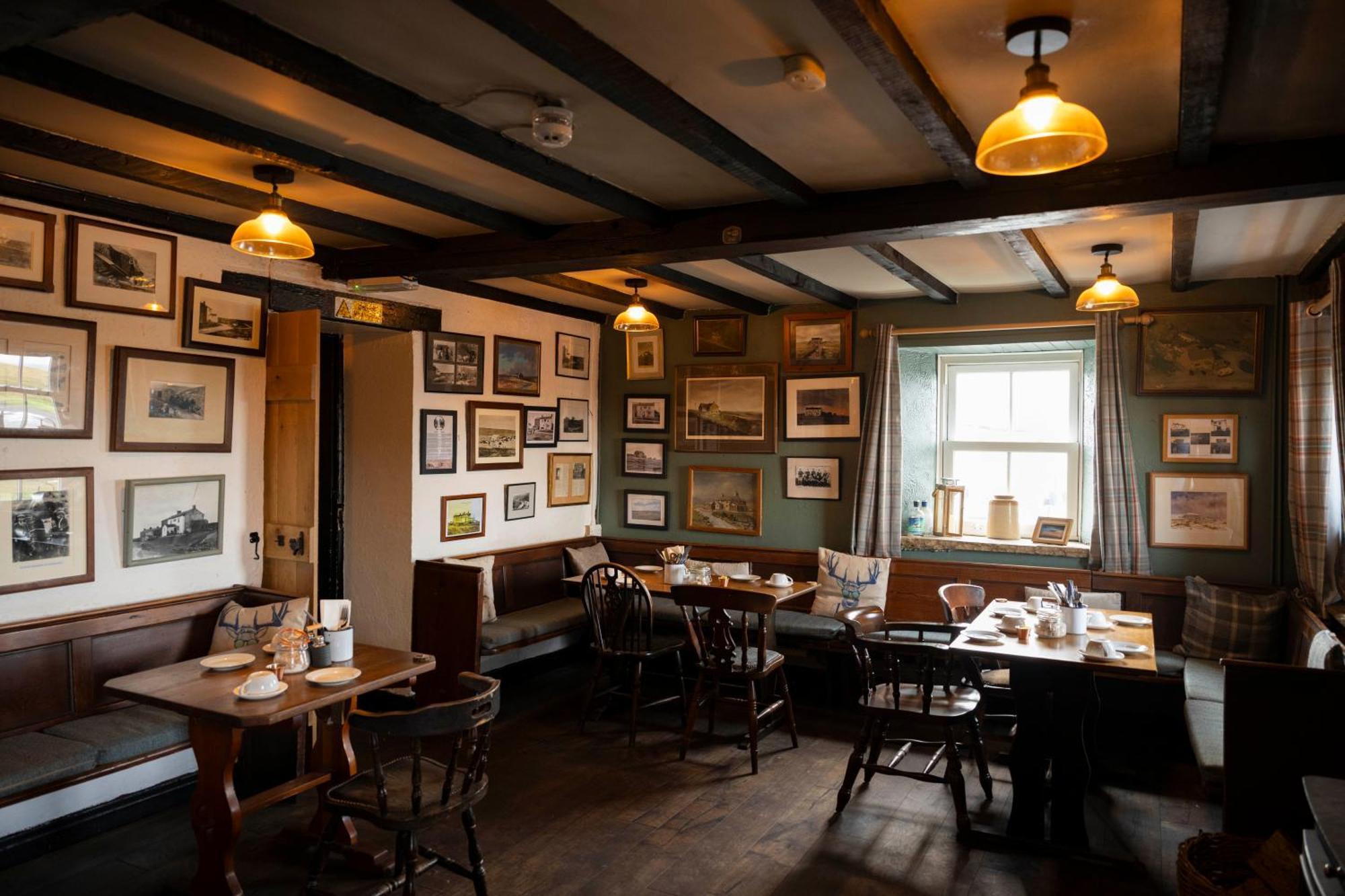 The Tan Hill Inn Keld Bagian luar foto