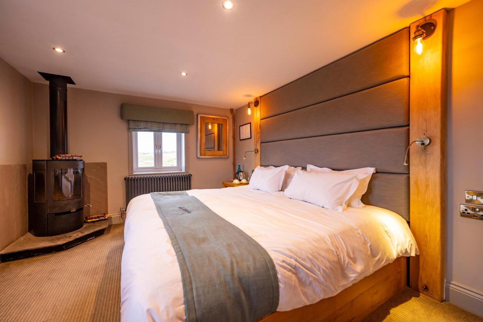 The Tan Hill Inn Keld Bagian luar foto